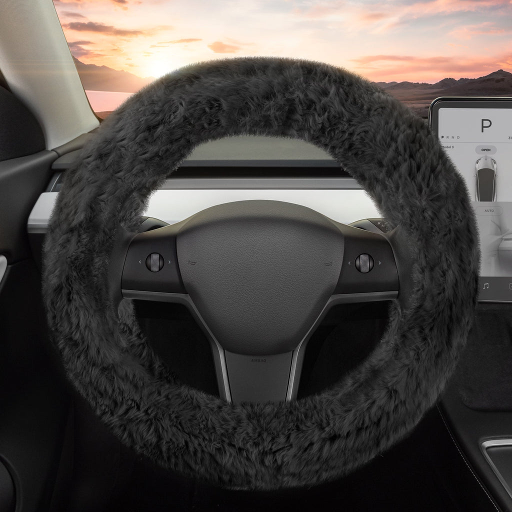 Plush Faux Fur Steering Wheel Cover (Standard 14.5" - 15.5")